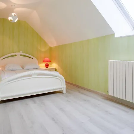 Les Mesanges By Interhome Canville-la-Rocque